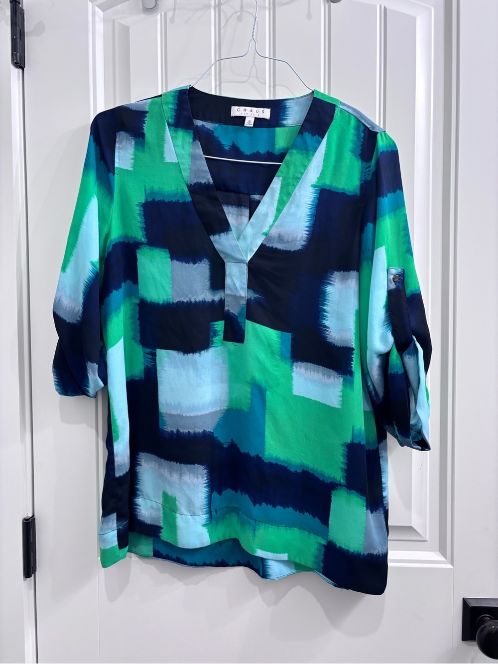 CHAUS Green & Blue Abstract V-Neck Blouse